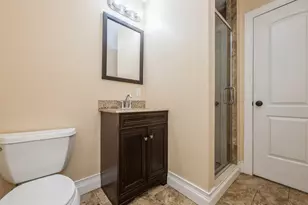 413 Robyn Pl, East Meadow, NY 11554 - Photo 36