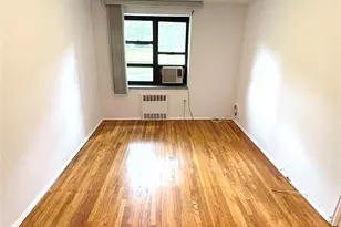 25-40 Union St, Flushing, NY 11354 - Photo 8