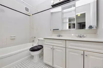 166-41 Powells Cove Boulevard #6A, Whitestone, NY 11357 - Photo 10