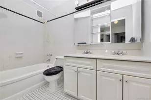 166-41 Powells Cove Blvd, Whitestone, NY 11357 - Photo 10