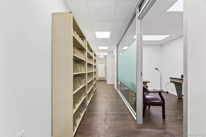 148-09 Northern Boulevard #1K, Flushing, NY 11354 - Photo 4