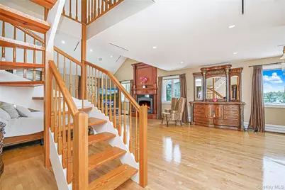 30 Aviva Court, New York, NY 10307 - Photo 34