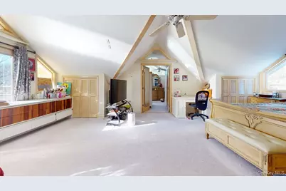 16 Wildwood Lane, Smithtown, NY 11787 - Photo 6