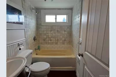 34 Trenton Avenue #Lower, Long Beach, NY 11561 - Photo 6