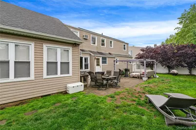 10 Cail Drive, East Rockaway, NY 11518 - Photo 8