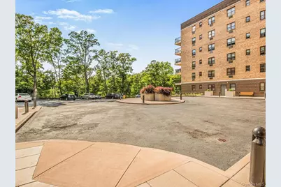 505 Central Avenue #618, White Plains, NY 10606 - Photo 4