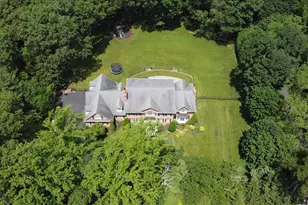 1616 Stewart Ln, Syosset, NY 11791 - Photo 4