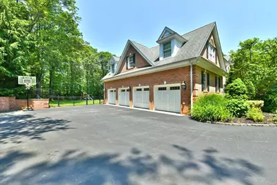 1616 Stewart Lane, Syosset, NY 11791 - Photo 6