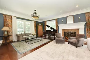 1616 Stewart Ln, Syosset, NY 11791 - Photo 10