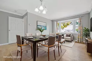 95 Lantern Rd, Hicksville, NY 11801 - Photo 28