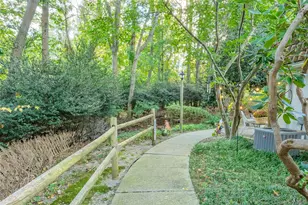 269 Brettonwoods Dr, Coram, NY 11727 - Photo 26