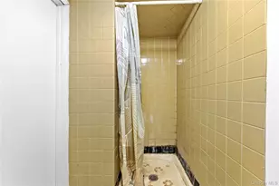 5-39 117th St, College Point, NY 11356 - Photo 22