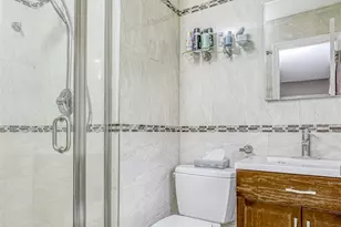 33 Sandy Brook Dr, Spring Valley, NY 10977 - Photo 20