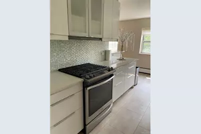 1 Wooleys Lane #2B, Great Neck, NY 11023 - Photo 14