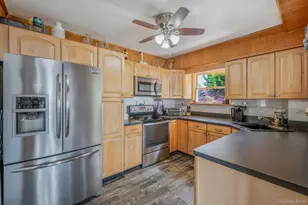 87 E Shore Dr, Babylon, NY 11702 - Photo 12