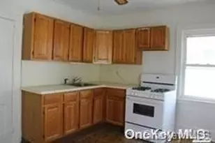 23 Park Ave, Lawrence, NY 11559 - Photo 4