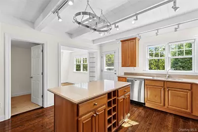 22 Old Trail Road, Water Mill, NY 11976 - Photo 10