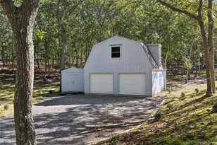 22 Old Trail Rd, Water Mill, NY 11976 - Photo 32