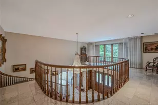 1537 Laurel Hollow Rd, Syosset, NY 11791 - Photo 22