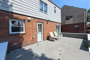 76-10 174th St, Fresh Meadows, NY 11366 - Photo 30