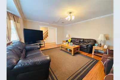 945 Swinton Avenue, Bronx, NY 10465 - Photo 10