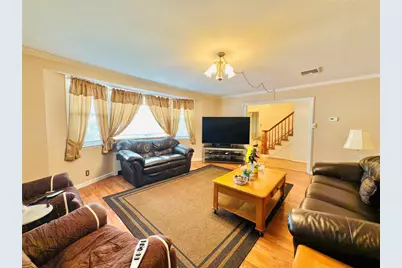 945 Swinton Avenue, Bronx, NY 10465 - Photo 8