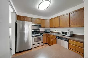 12 Scenic Dr, Croton on Hudson, NY 10520 - Photo 8