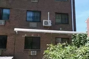 31-41 Linden Pl, Flushing, NY 11354 - Photo 10