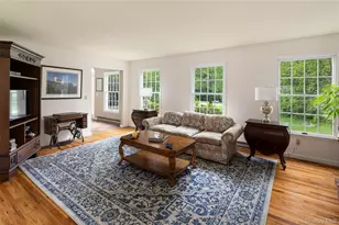 4 Scenic Dr, South Salem, NY 10590 - Photo 2