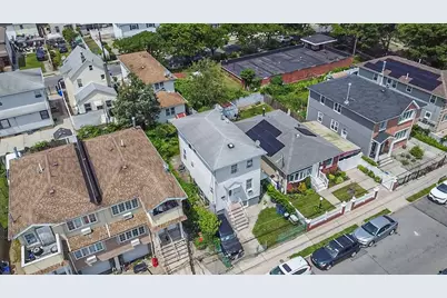 174 55 128th Avenue, Jamaica, NY 11434 - Photo 6