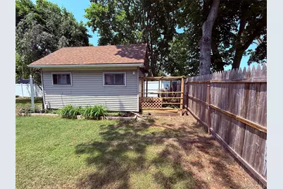 1016 Howells Road, Bay Shore, NY 11706 - Photo 12