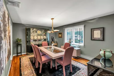 185 Harvard Drive, Plainview, NY 11803 - Photo 8