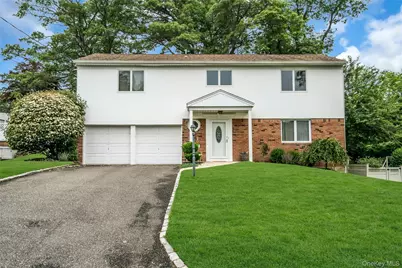 185 Harvard Drive, Plainview, NY 11803 - Photo 2