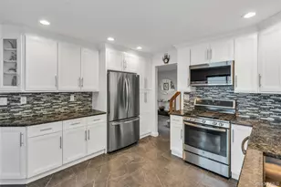 185 Harvard Dr, Plainview, NY 11803 - Photo 6