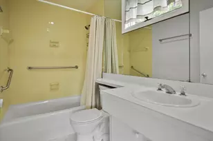 188 Main St, Westhampton Beach, NY 11978 - Photo 18