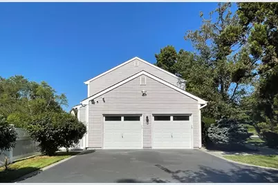 43 Southfield Road, Calverton, NY 11933 - Photo 4