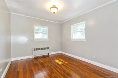28 Brookdale Road, Glen Cove, NY 11542 - Photo 22