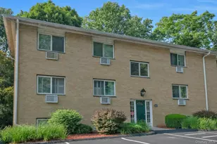 13 Scenic Dr, Croton on Hudson, NY 10520 - Photo 2