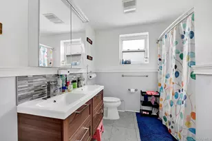 179-50 Anderson Rd, Jamaica, NY 11434 - Photo 12