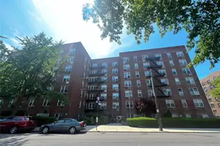 35-10 150th St, Flushing, NY 11354 - Photo 10