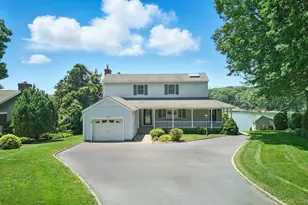 2005 Westview Dr, Mattituck, NY 11952 - Photo 6