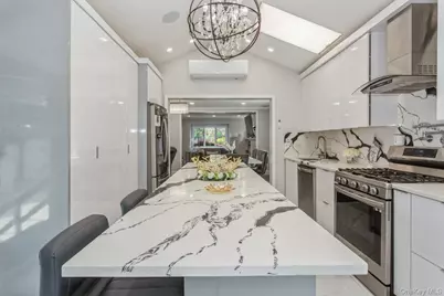 1 Howland Road, East Rockaway, NY 11518 - Photo 12