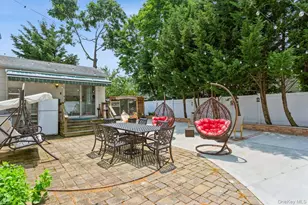 1 Howland Rd, East Rockaway, NY 11518 - Photo 32