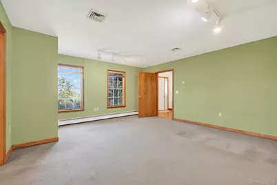 561 Toleman Road, Rock Tavern, NY 12575 - Photo 18