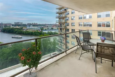 2500 Johnson Avenue #7S, Bronx, NY 10463 - Photo 2