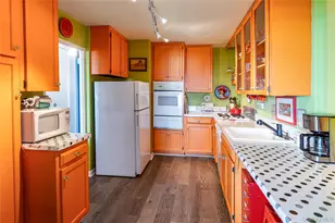 2500 Johnson Ave, Bronx, NY 10463 - Photo 8