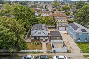 130-10 161st St, Jamaica, NY 11434 - Photo 6