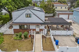 130-10 161st St, Jamaica, NY 11434 - Photo 2