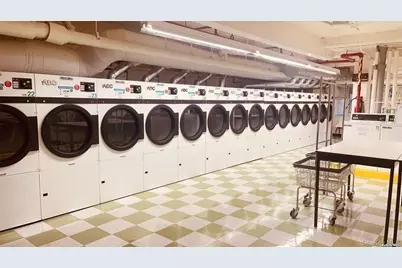 142-05 Roosevelt Avenue #721, Flushing, NY 11354 - Photo 10