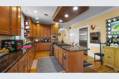 59 Lidge Drive, Farmingville, NY 11738 - Photo 18